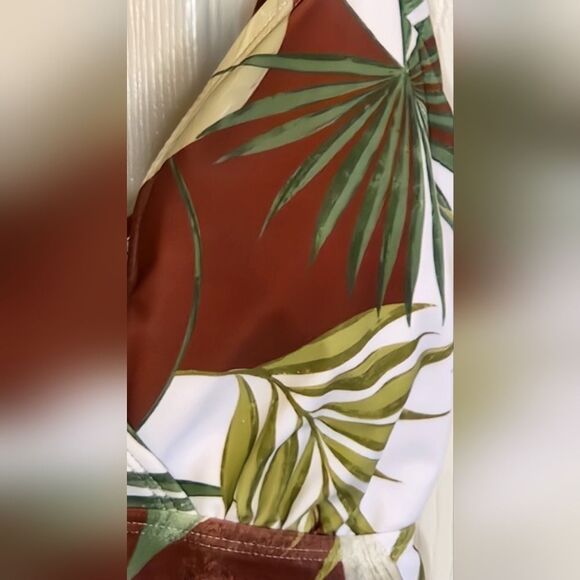 Shade & Shore L Cross Back Green Brown Leaf Print One Piece Women's Swim Top - Picture 7 of 13